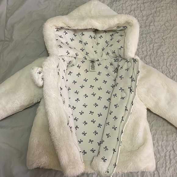 Fur jacket - Picture 3 of 3